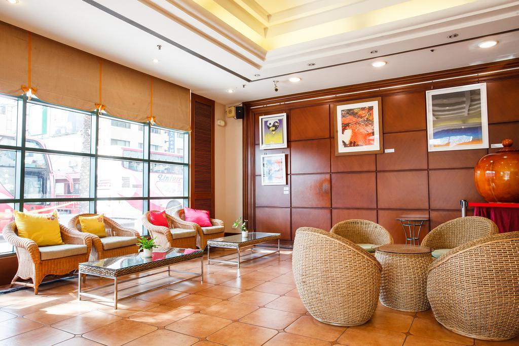 Wei-Yat Grand Hotel Tainan Exterior photo